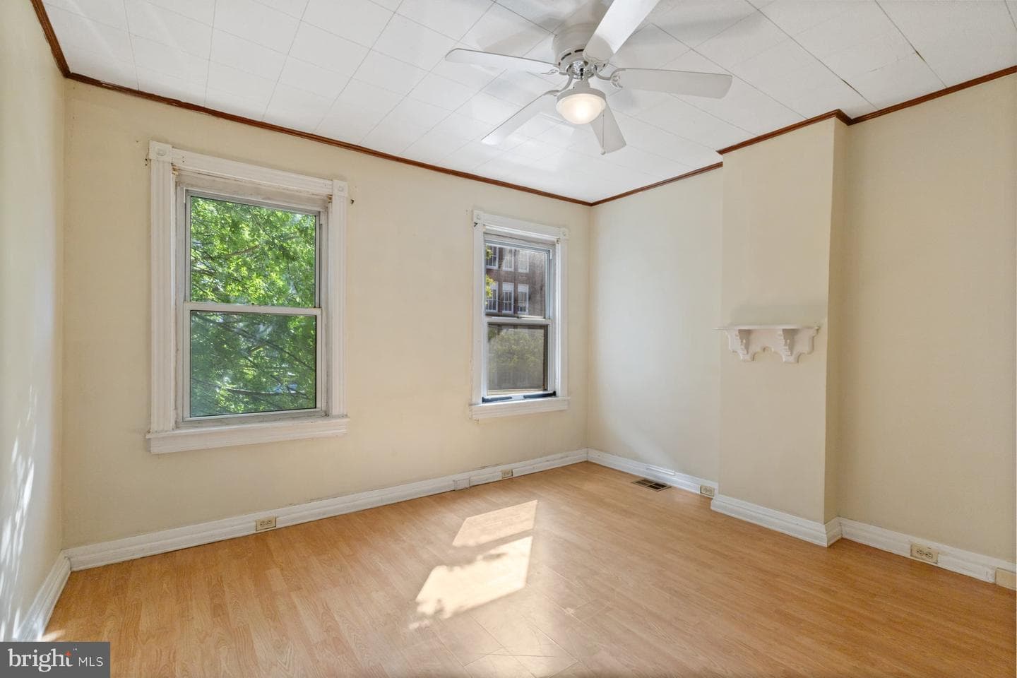 806 S Highland Avenue photo 23