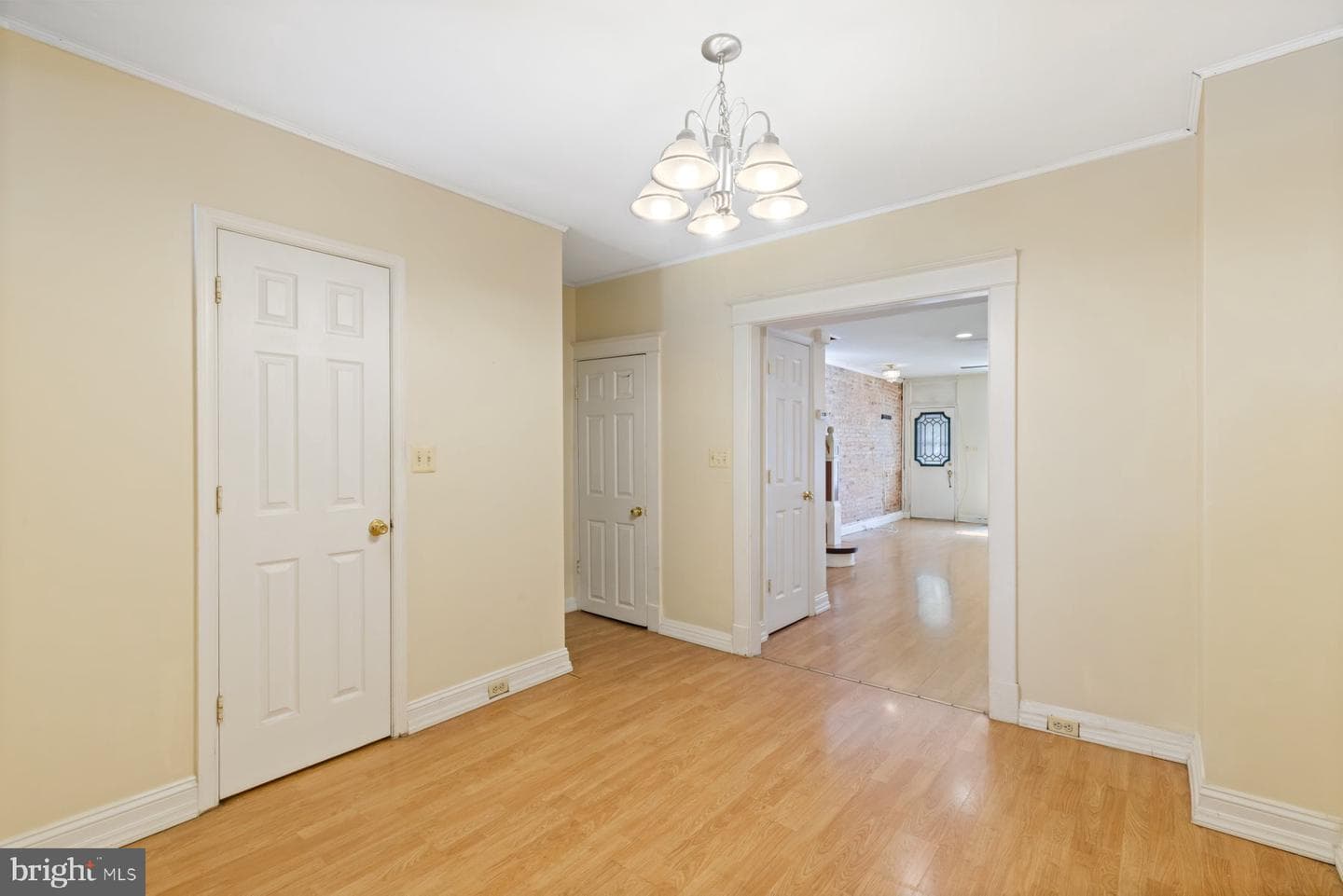806 S Highland Avenue photo 7