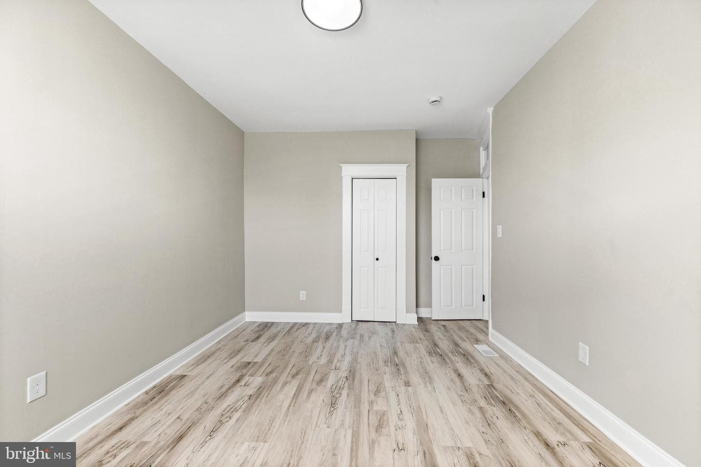 3131 Lawnview Avenue photo 23