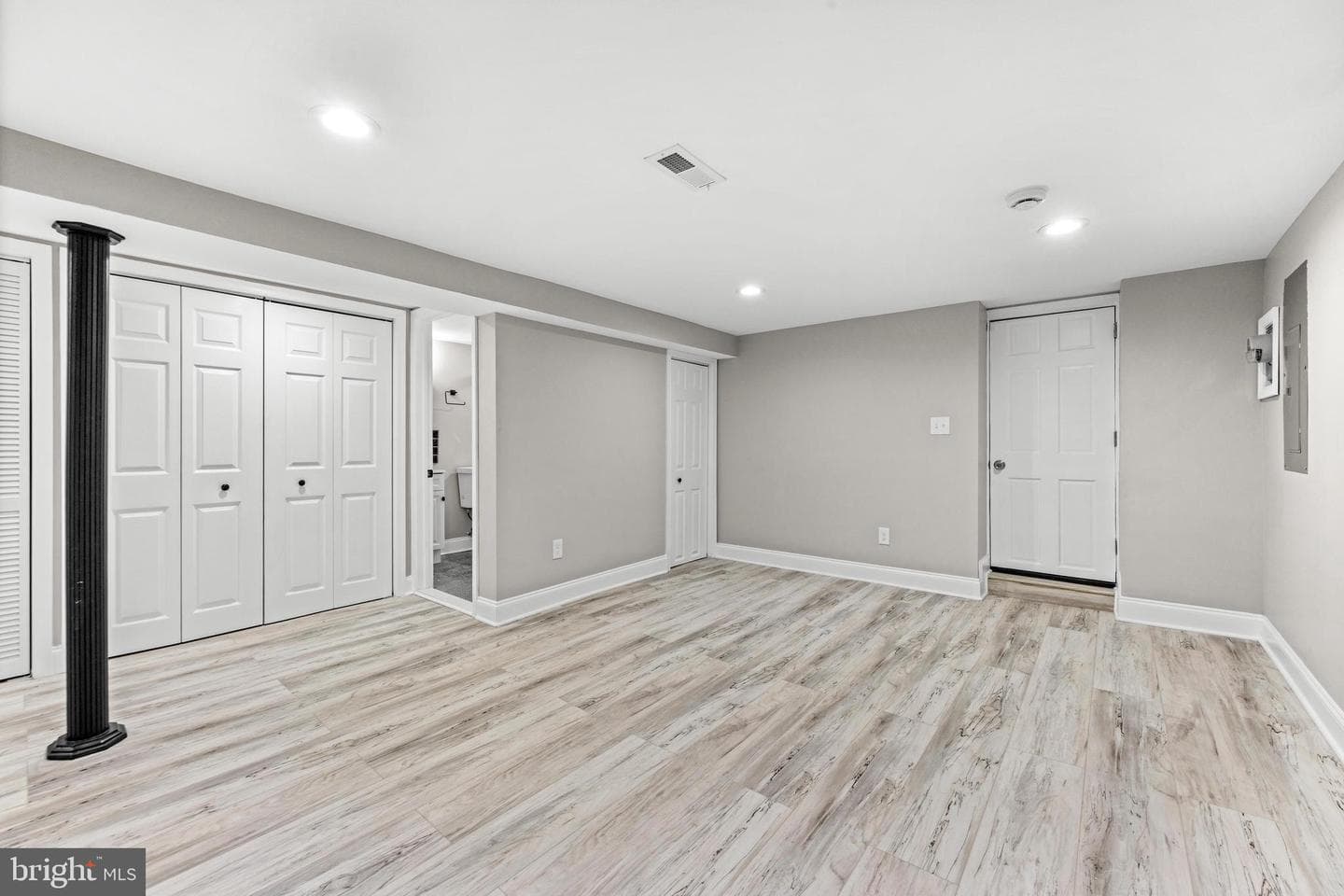 3131 Lawnview Avenue photo 28