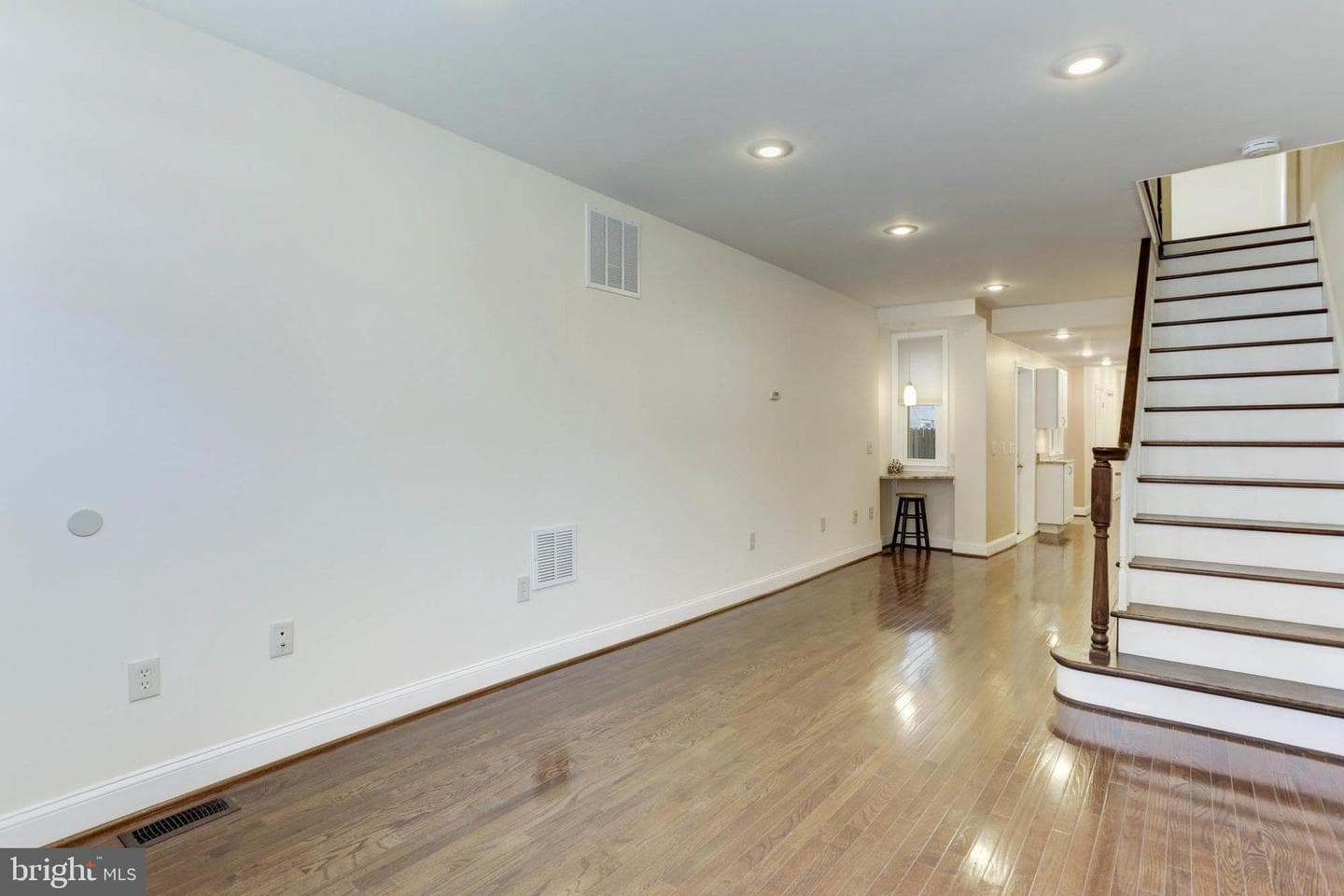 426 S Eden Street photo 19