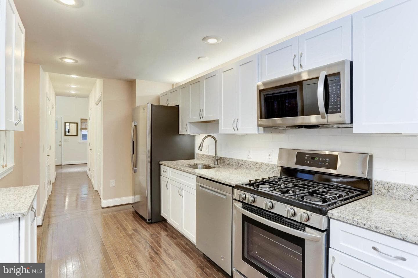 426 S Eden Street photo 5