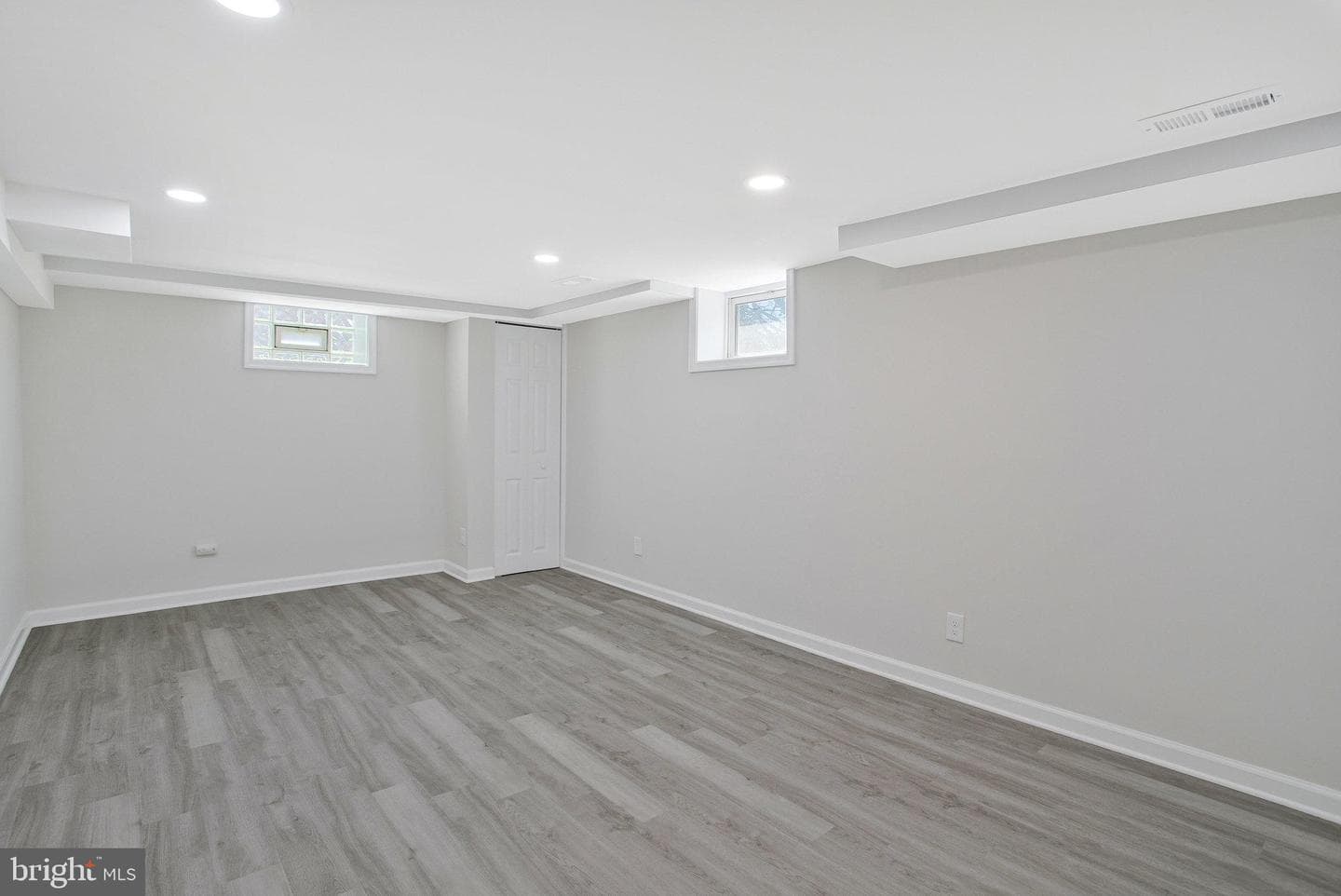 5511 Wesley Avenue photo 12
