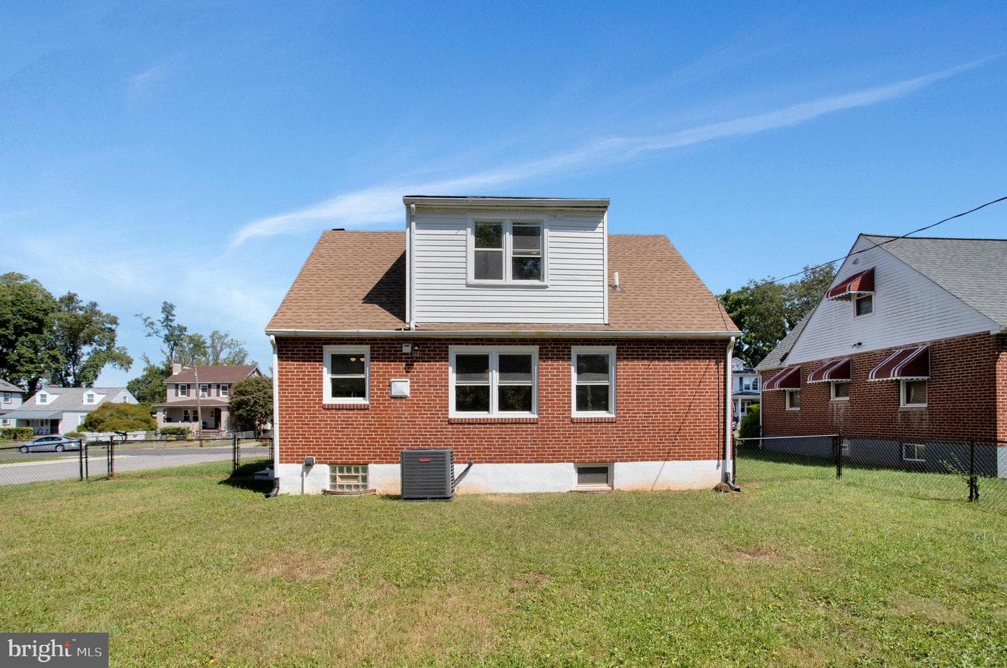 5511 Wesley Avenue photo 16