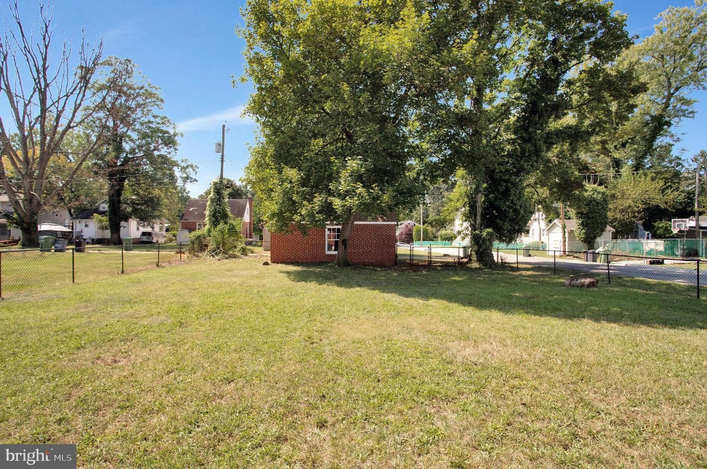 5511 Wesley Avenue photo 18