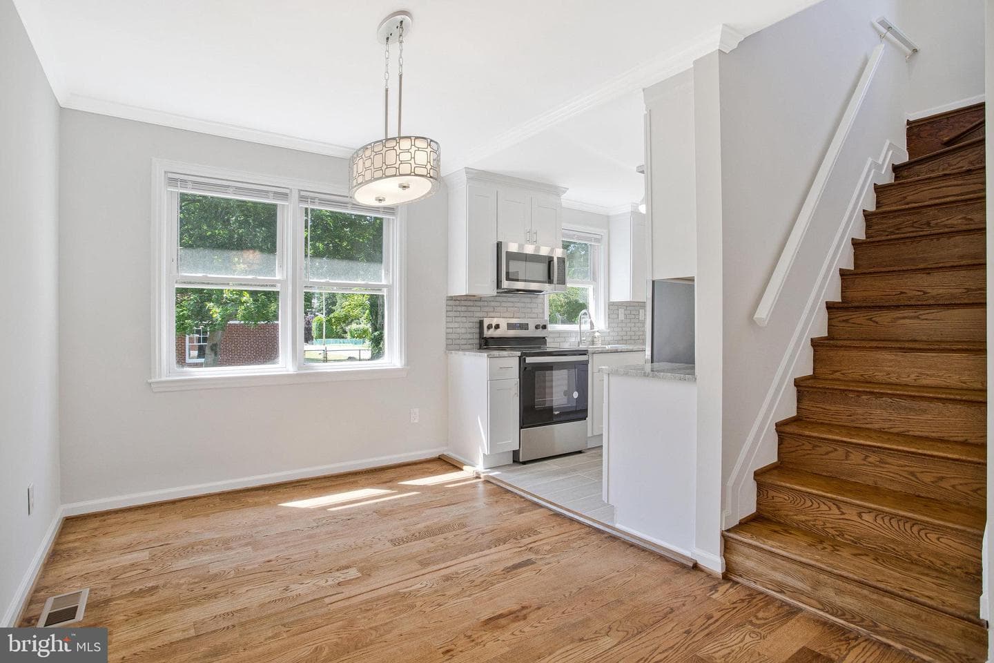 5511 Wesley Avenue photo 6
