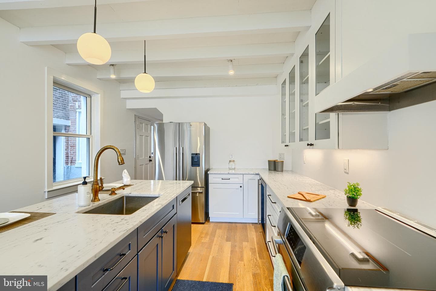 1319 W Lombard Street photo 18