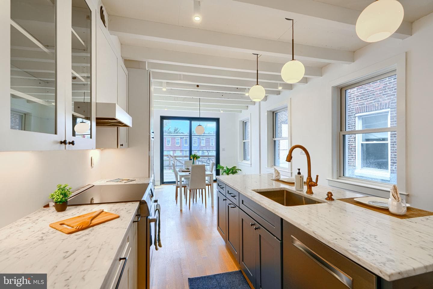 1319 W Lombard Street photo 19