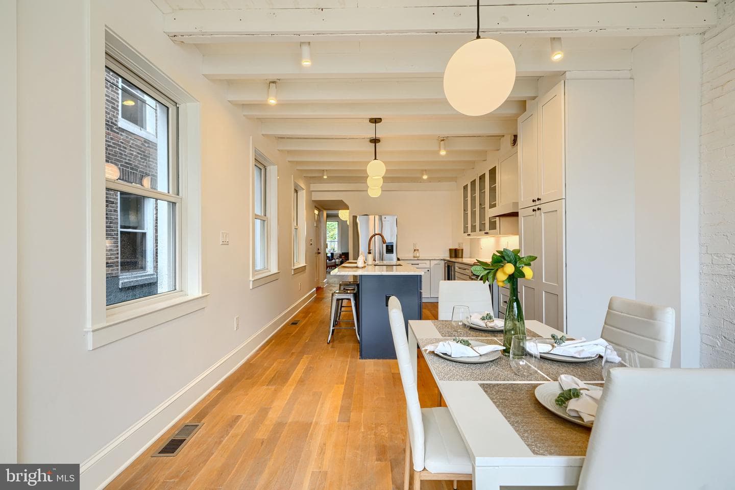 1319 W Lombard Street photo 22