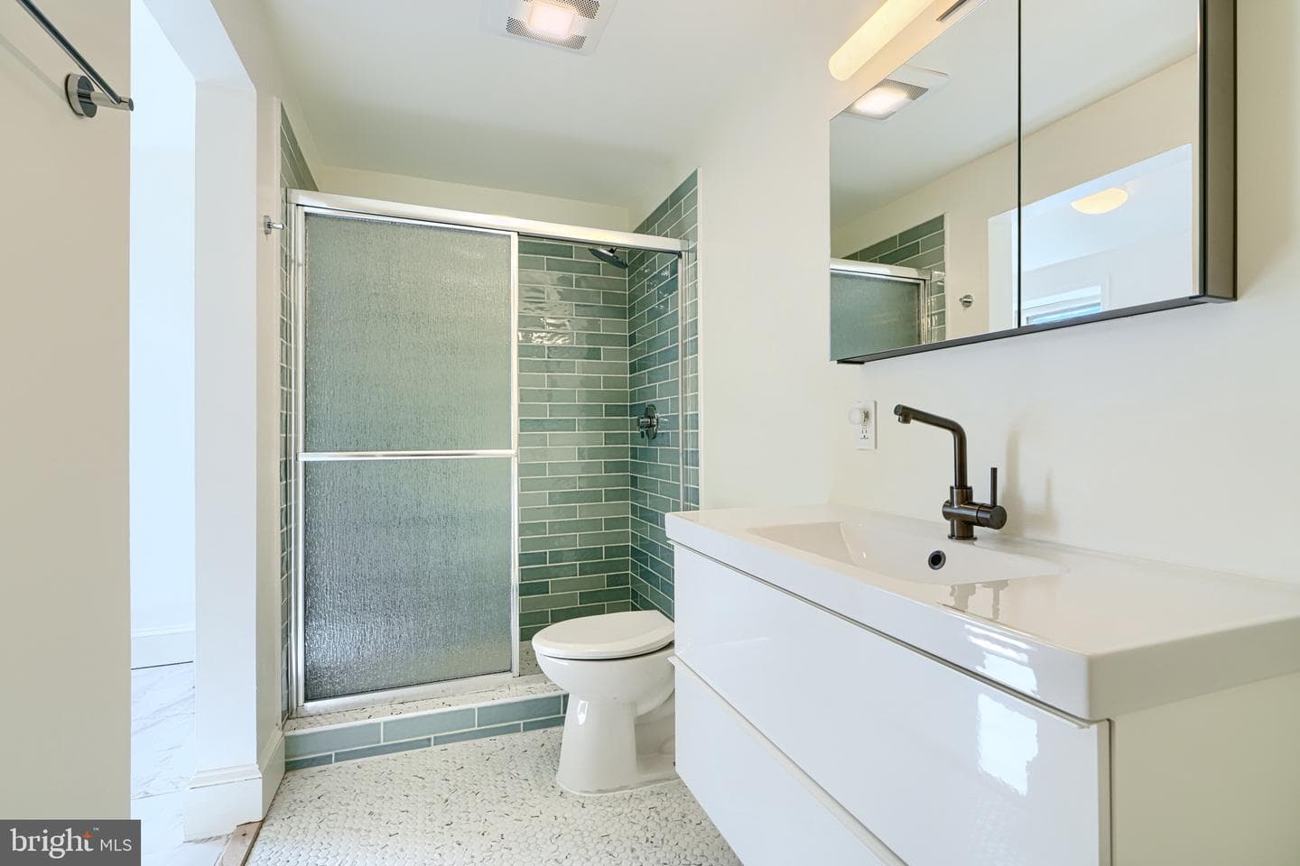 1319 W Lombard Street photo 51