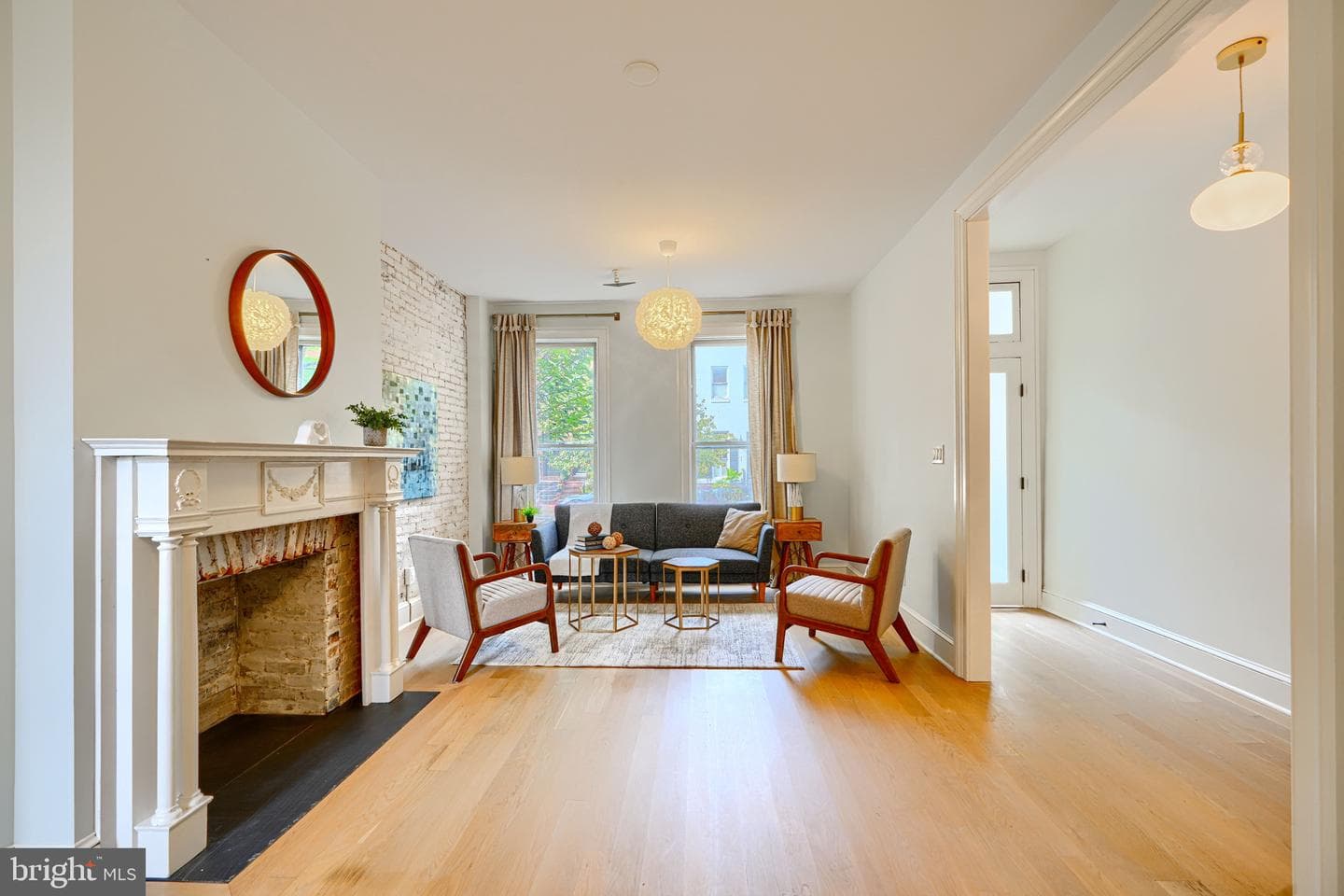 1319 W Lombard Street photo 9