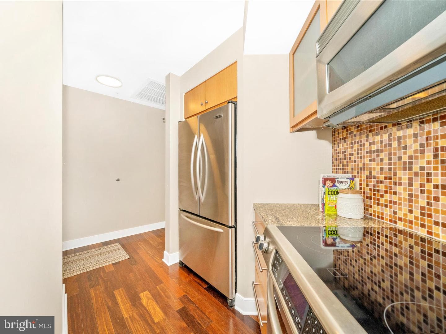 675 President Street #1802 photo 23