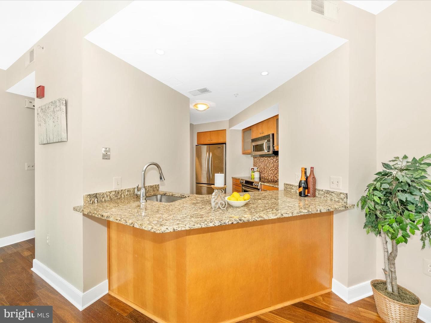 675 President Street #1802 photo 24