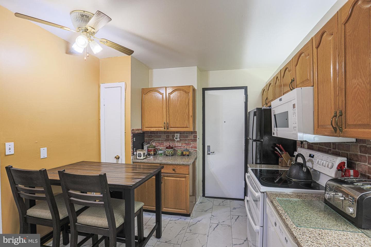 3601 Clarks Lane #428 photo 23