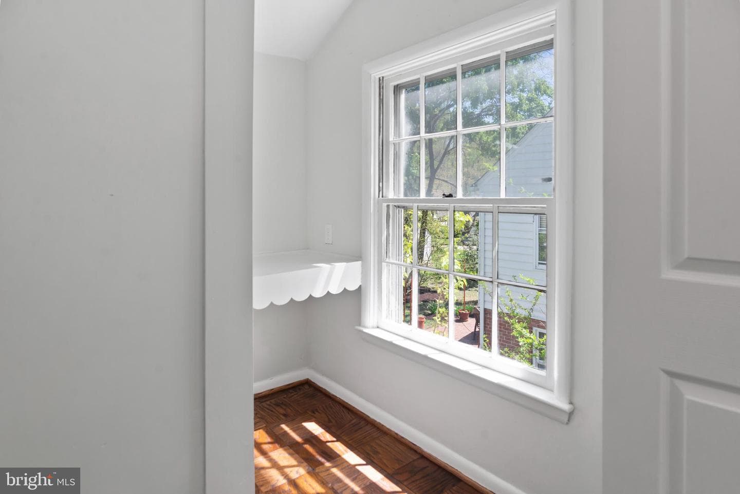 2305 Pickwick Road photo 12