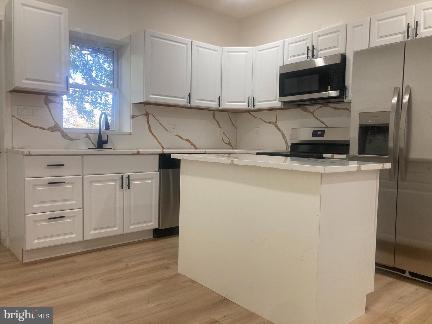 5235 Saint Charles Avenue, Baltimore