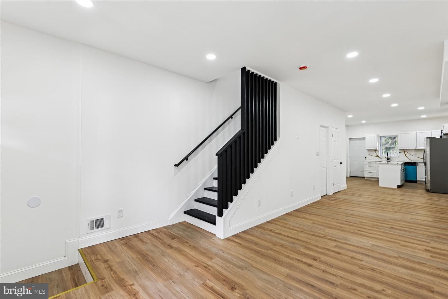 5235 Saint Charles Avenue, Baltimore