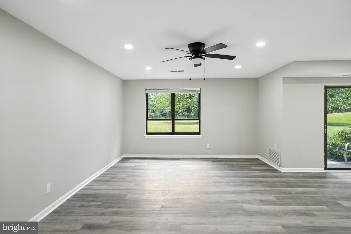 6317 Park Heights Avenue #t9 photo 12