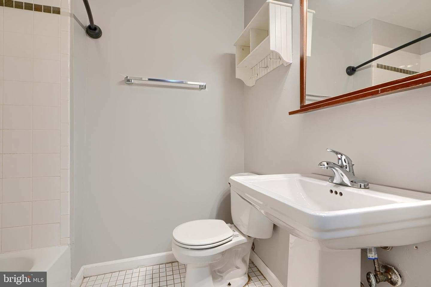 2519 Fleet Street photo 23