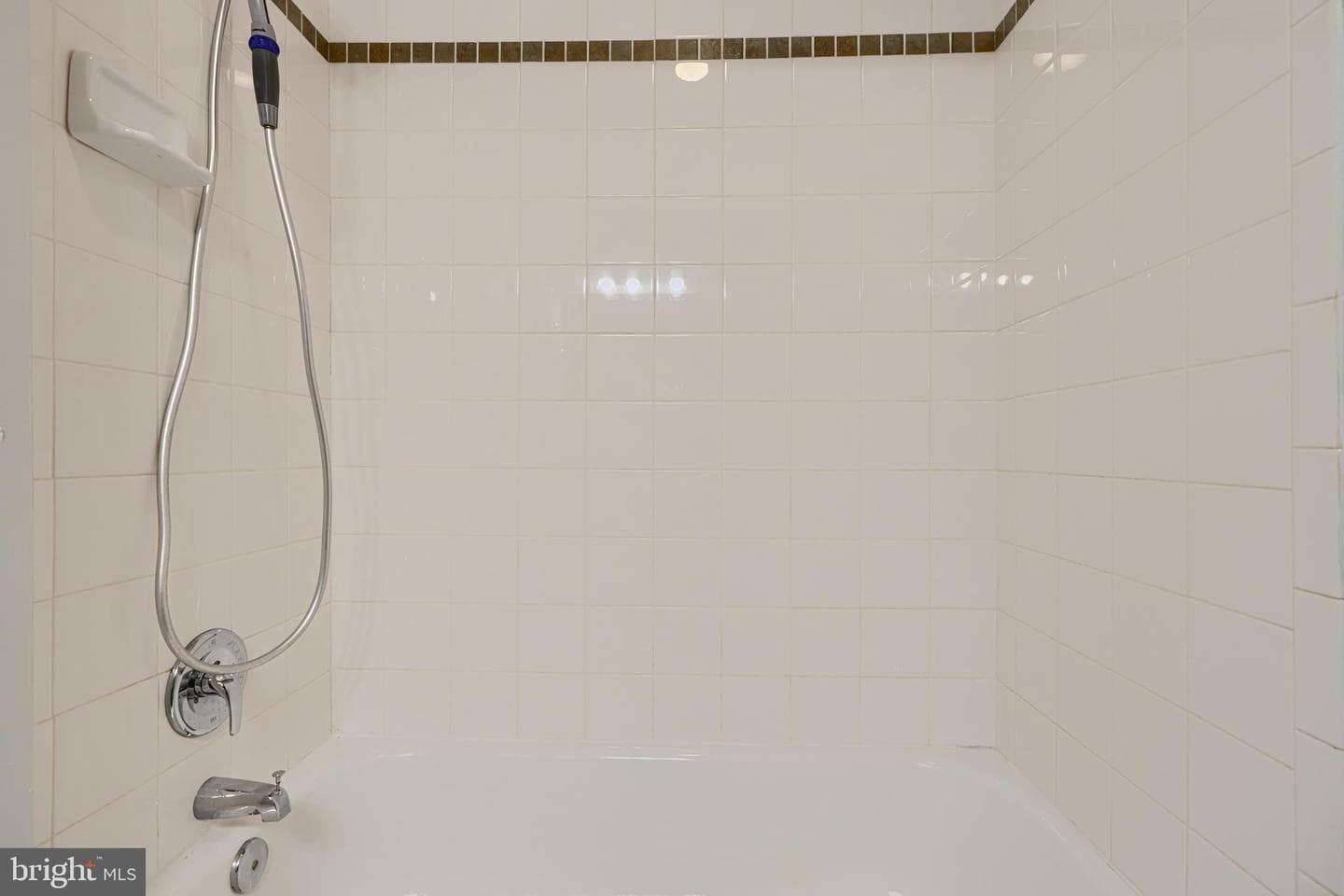 2519 Fleet Street photo 24