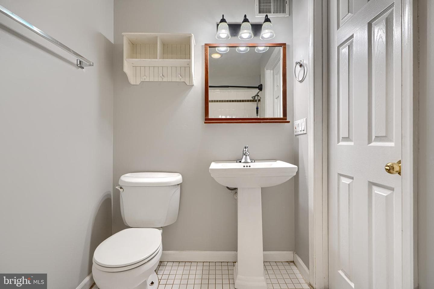 2519 Fleet Street photo 25