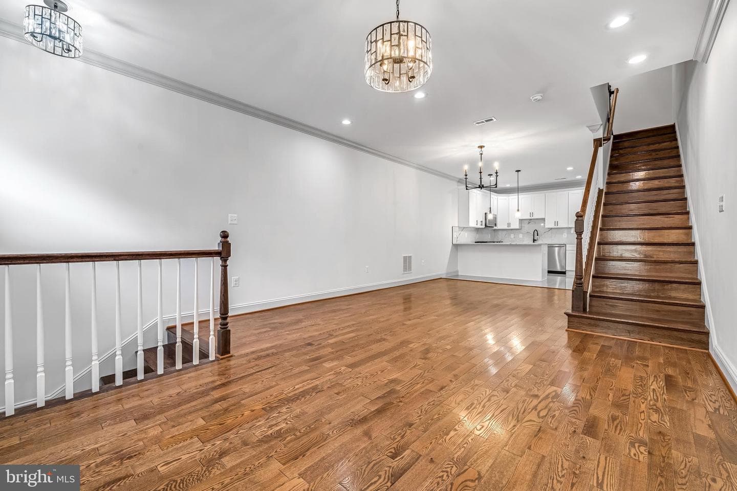 205 S Gilmor Street photo 3