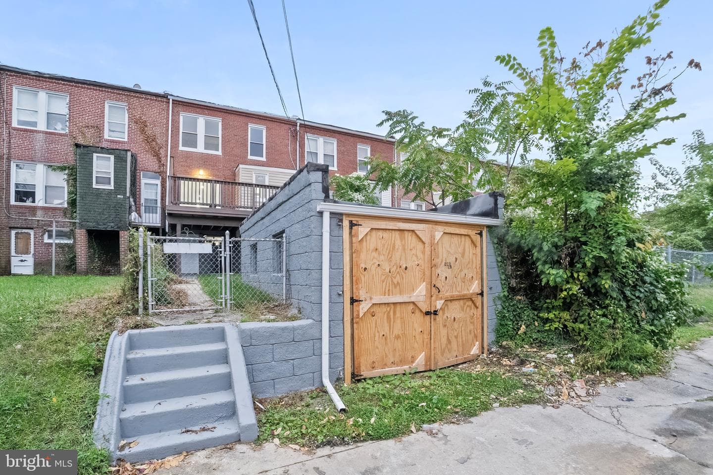 1810 E 31st Street photo 35