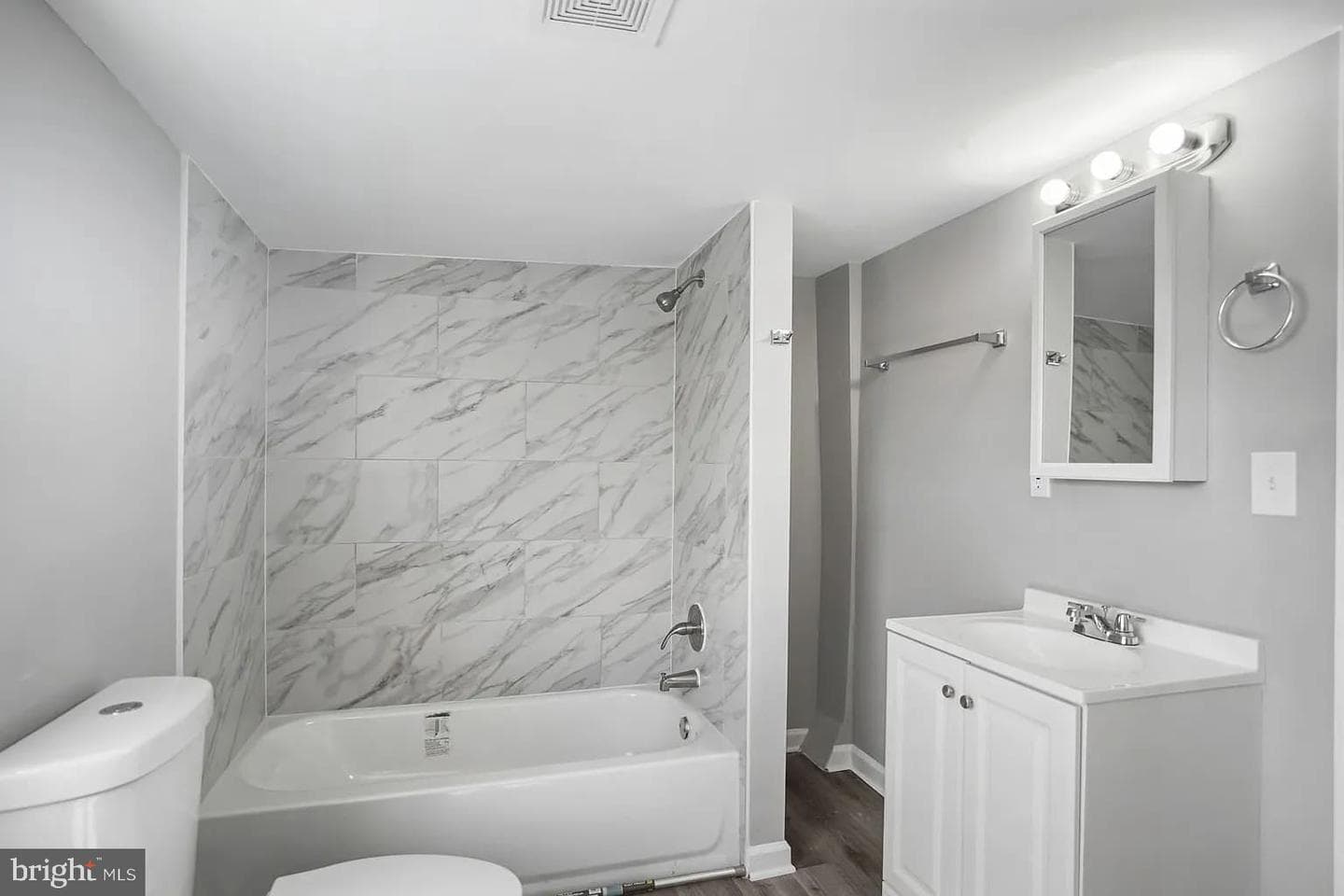1249 Sargeant Street photo 21