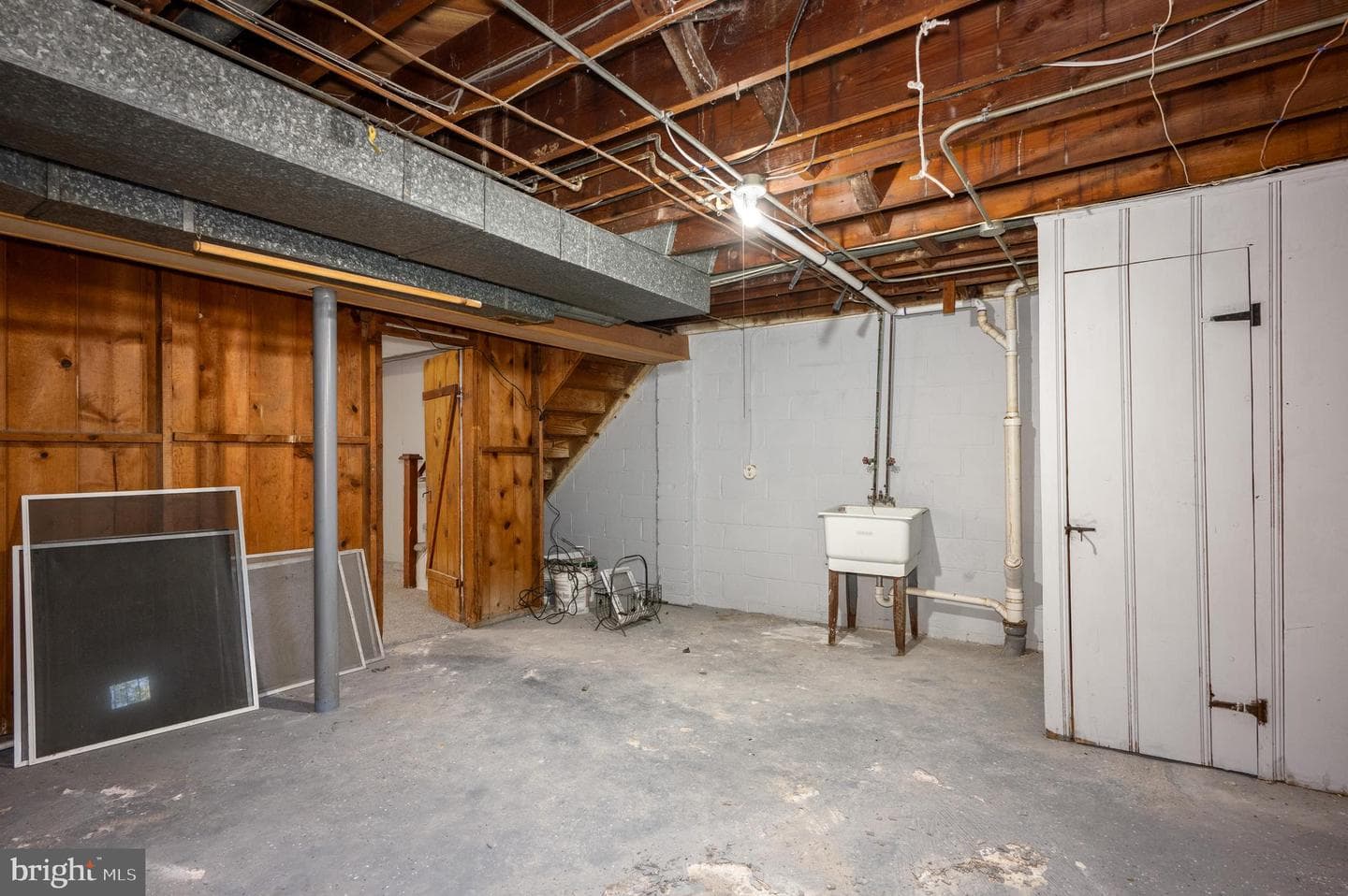810 Reverdy Road photo 23