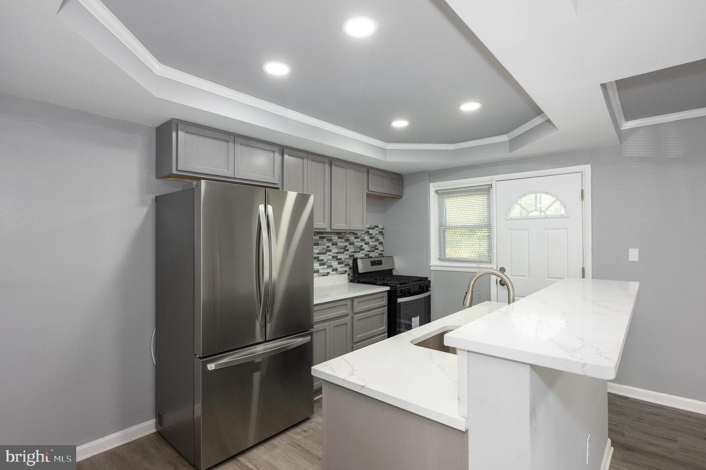 810 Reverdy Road photo 8