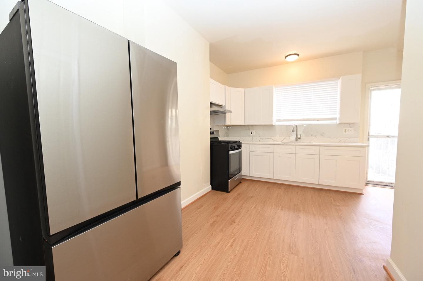120 N Kenwood Avenue photo 11