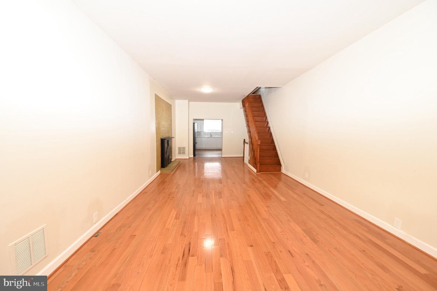 120 N Kenwood Avenue photo 2
