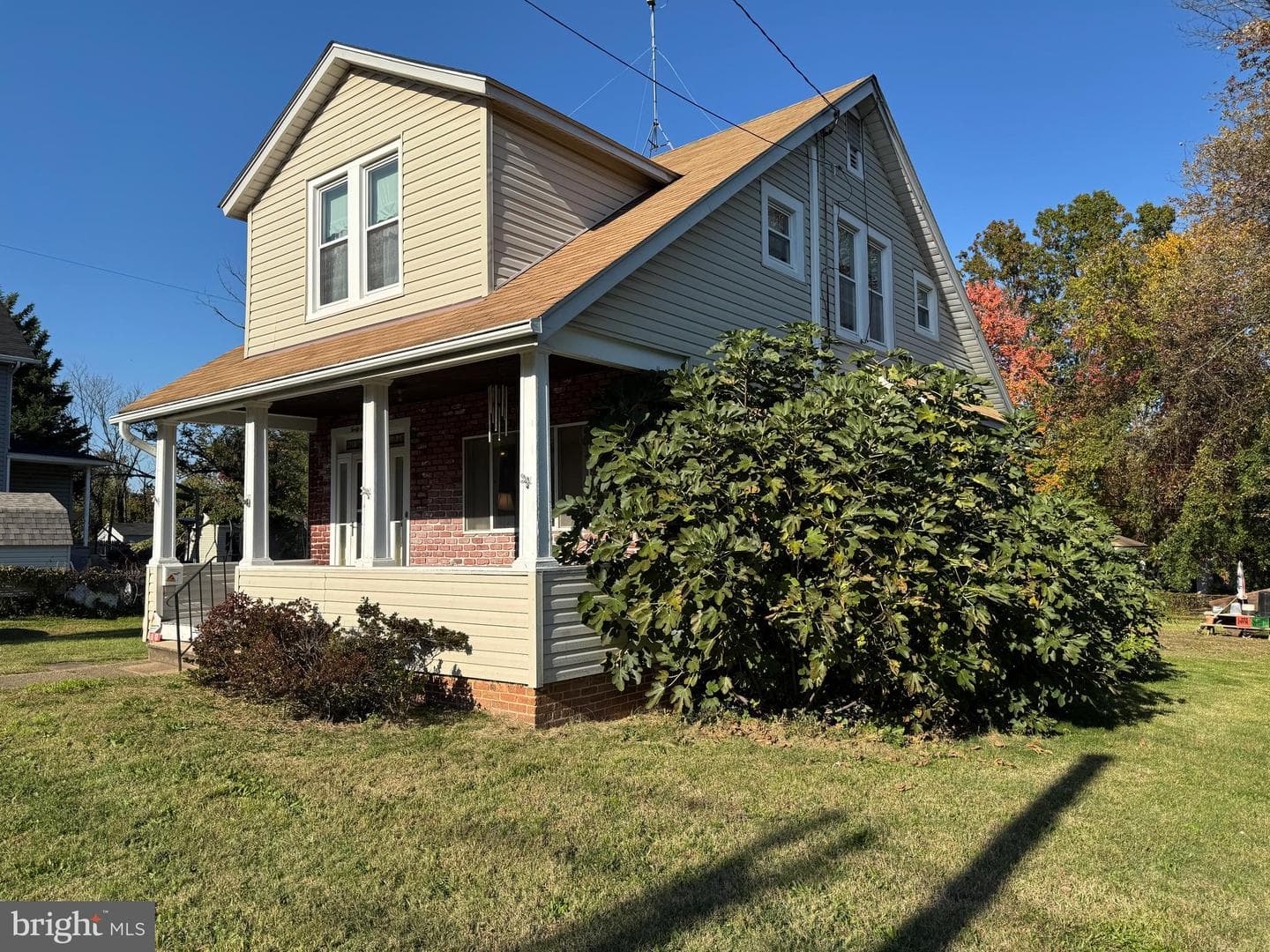 4500 Lasalle Avenue photo 3