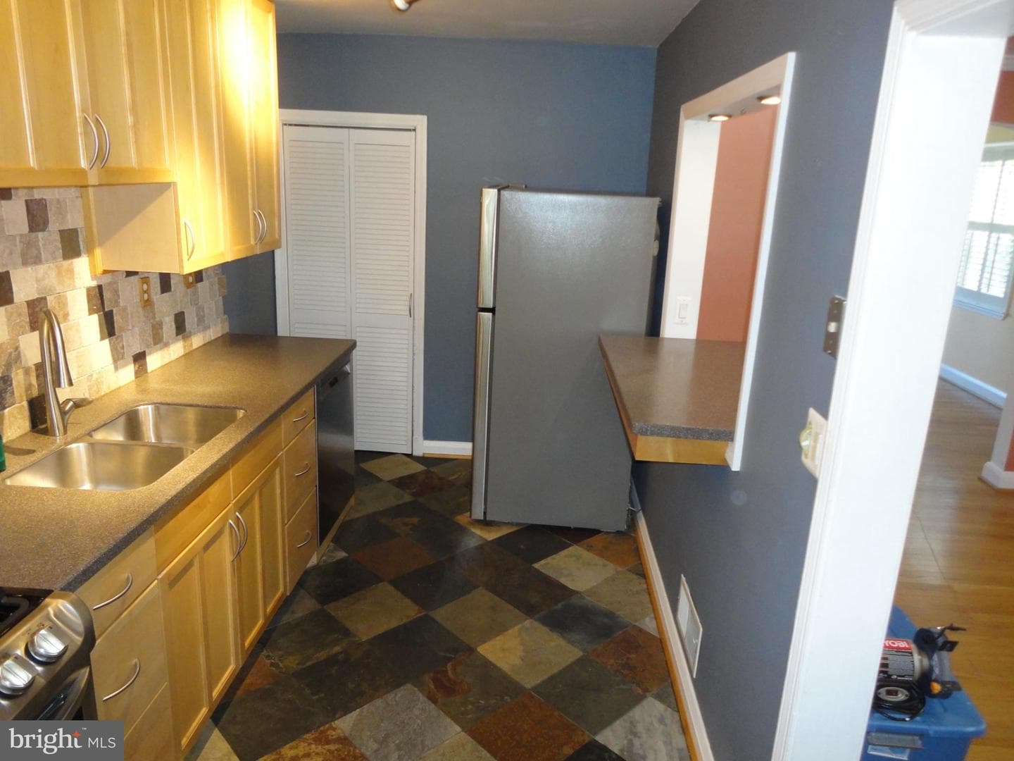 263 Medwick Garth E photo 17