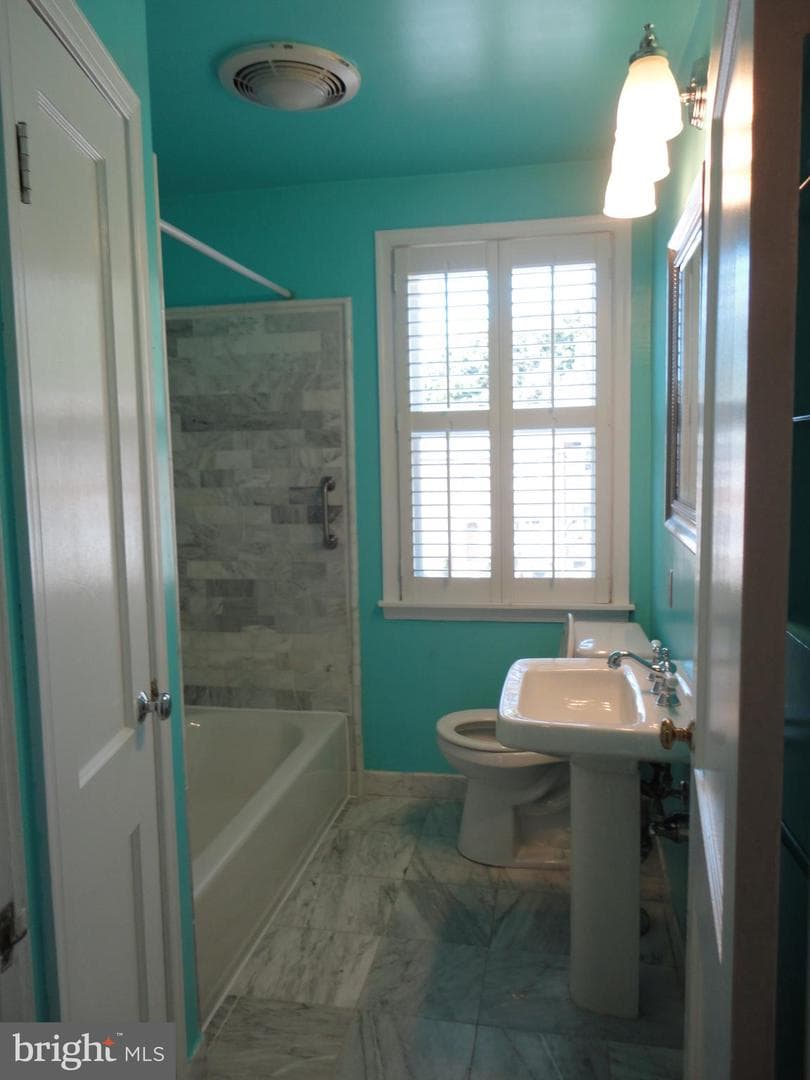 263 Medwick Garth E photo 20