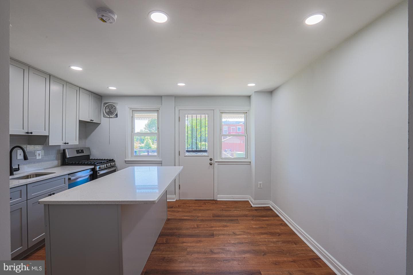 41 N Culver Street photo 16