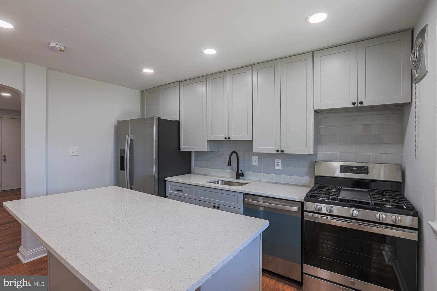41 N Culver Street photo 19