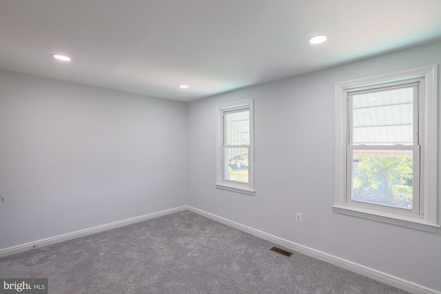 41 N Culver Street photo 29