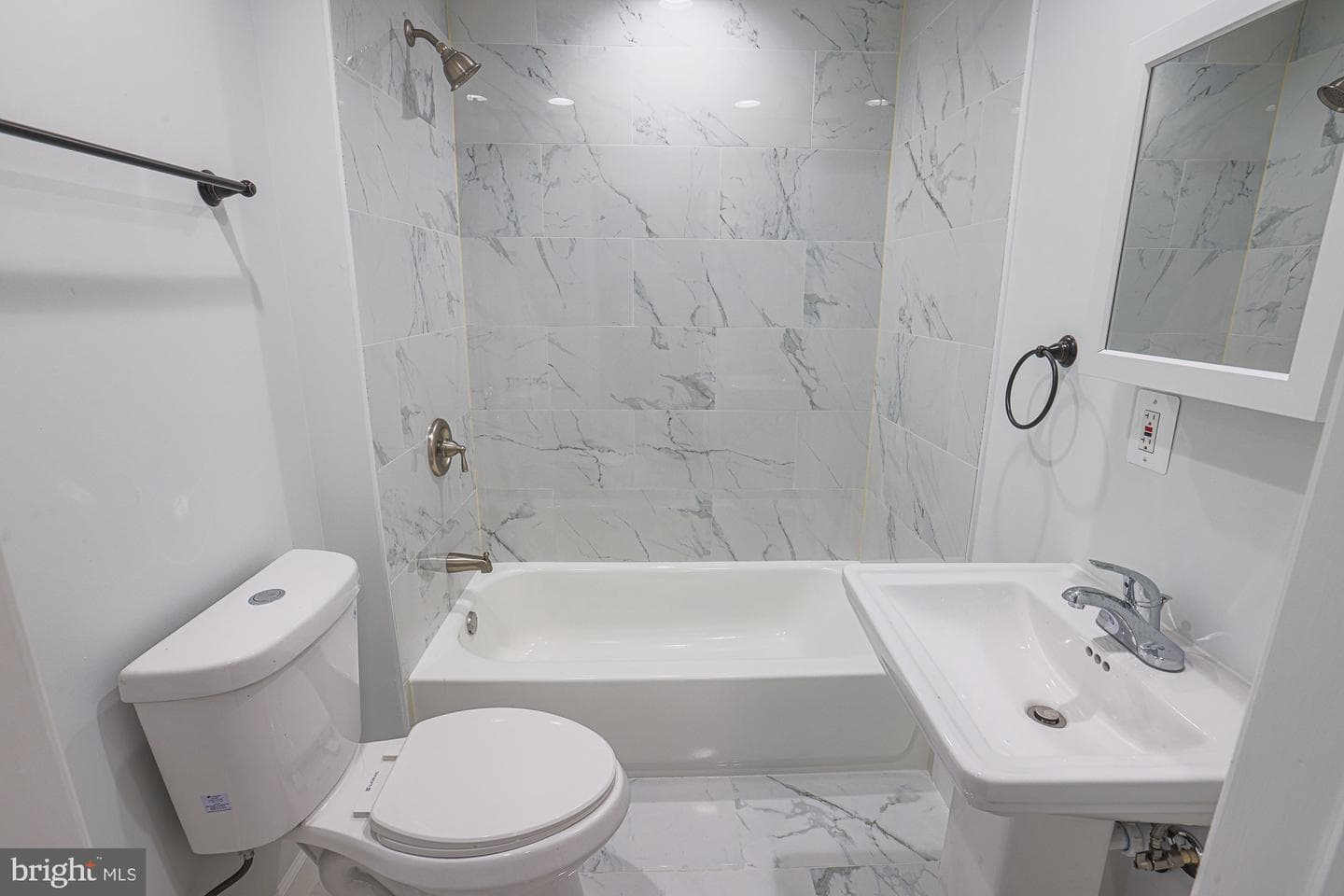 41 N Culver Street photo 32