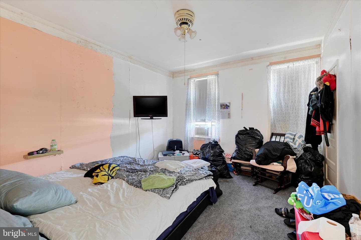 729 E 37th Street photo 17