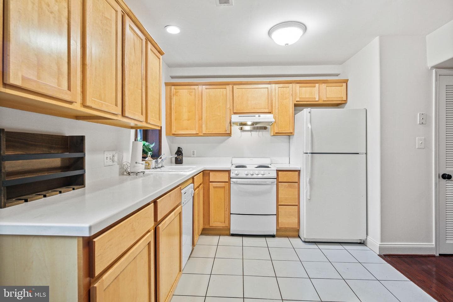 413 Griffin Court photo 9