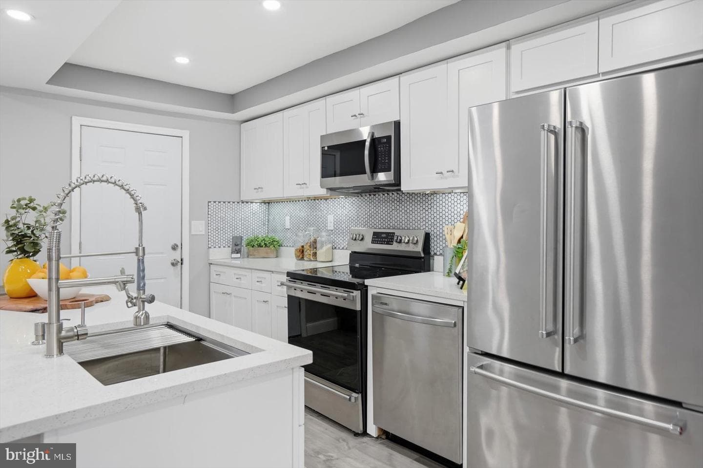2536 Garrett Avenue photo 12