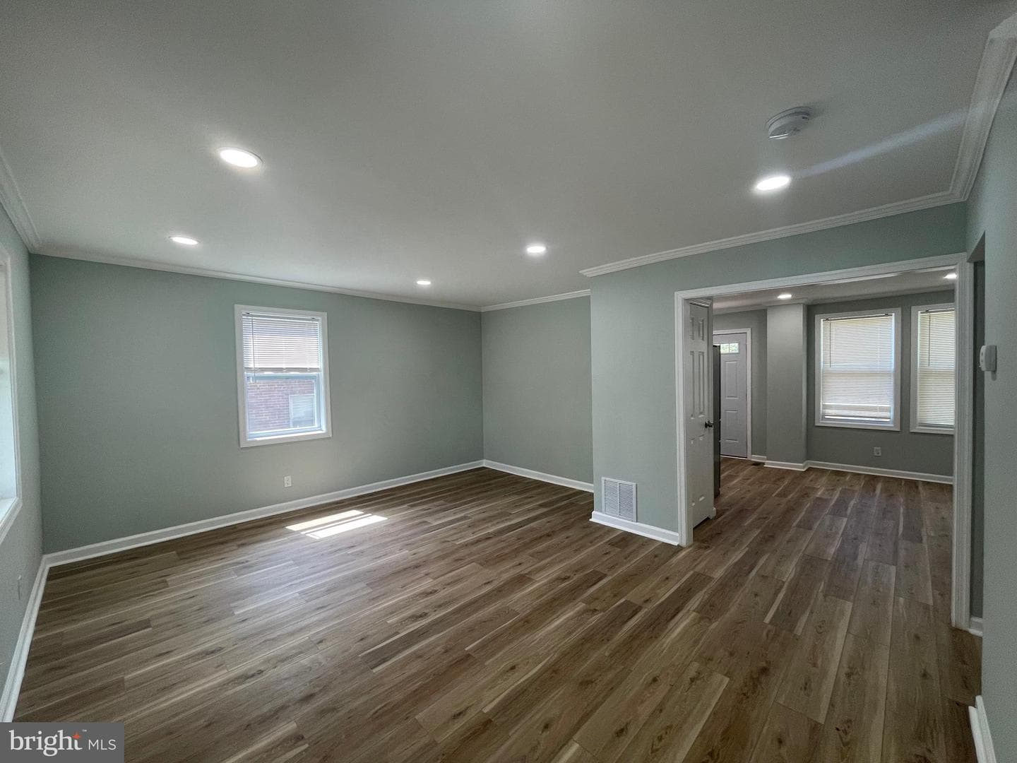 3801 Parkside Drive photo 3