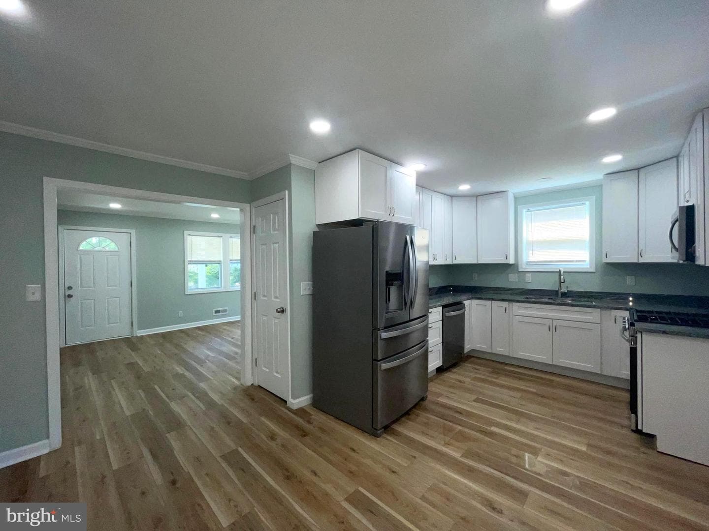 3801 Parkside Drive photo 4