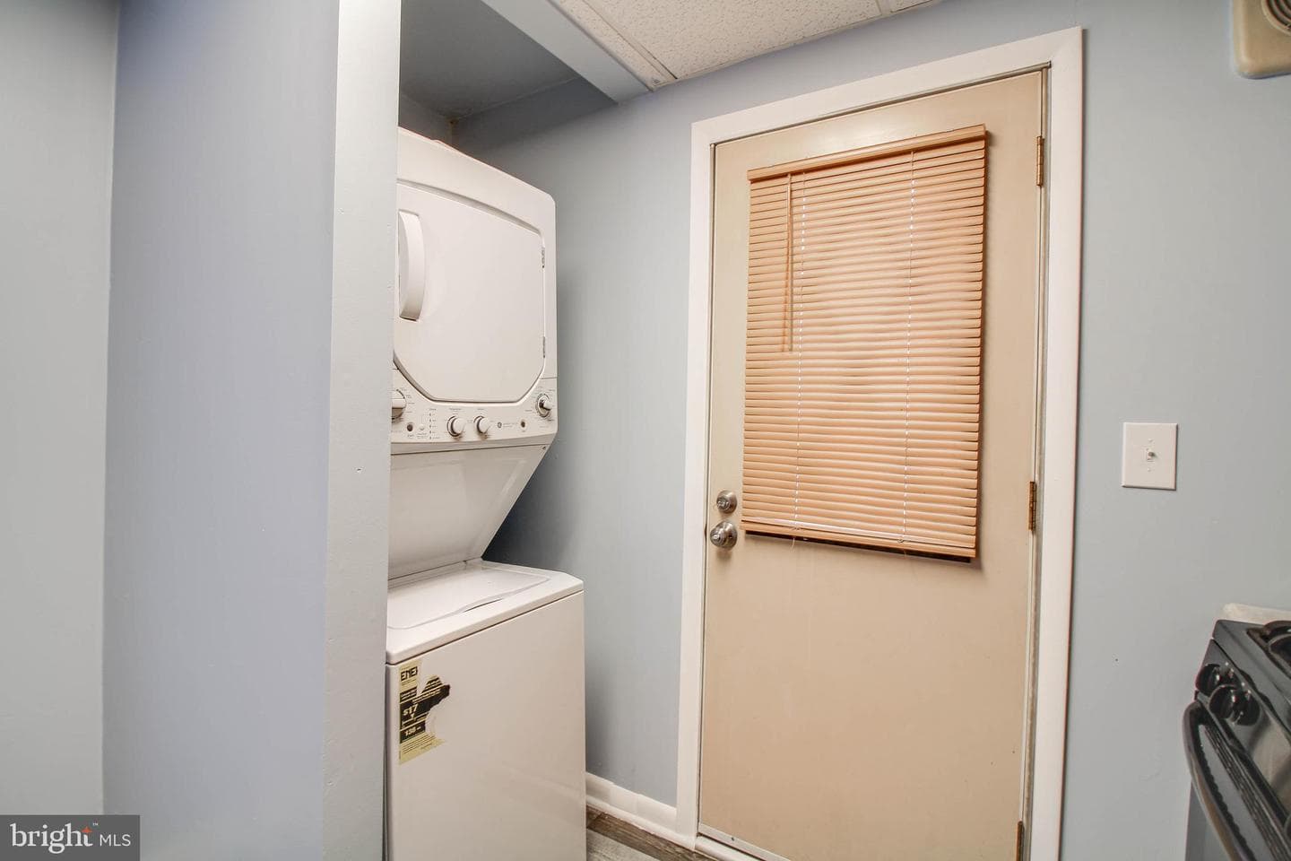 3140 Strickland Street photo 11