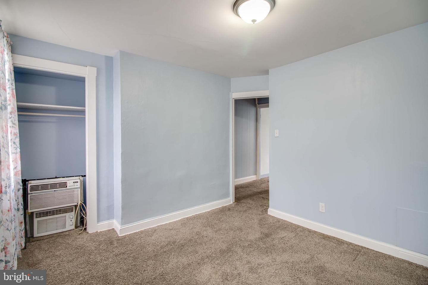 3140 Strickland Street photo 12