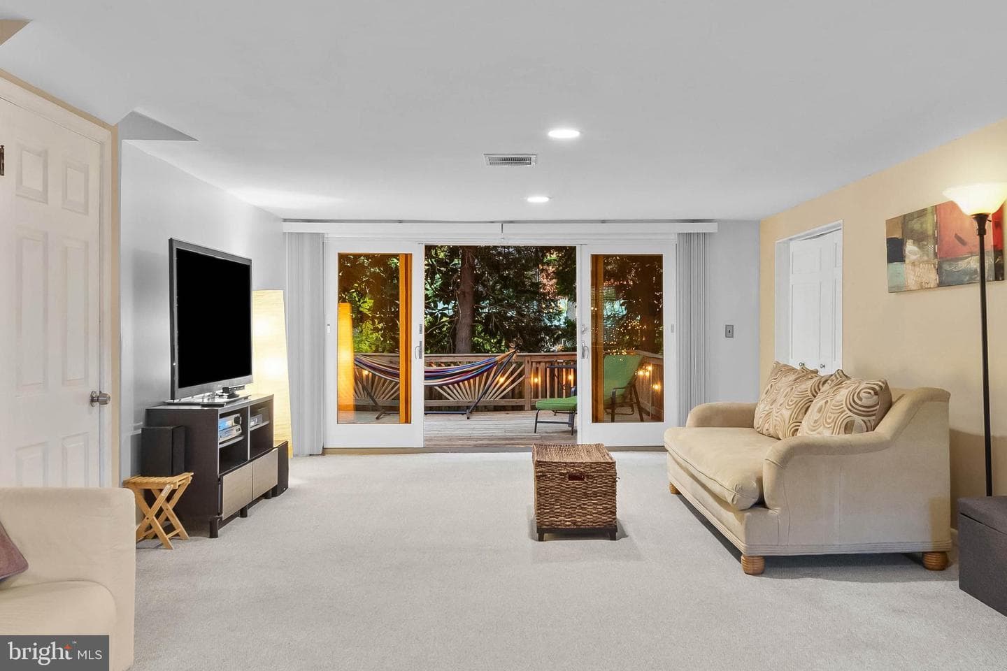 5804 N Charles Street photo 11
