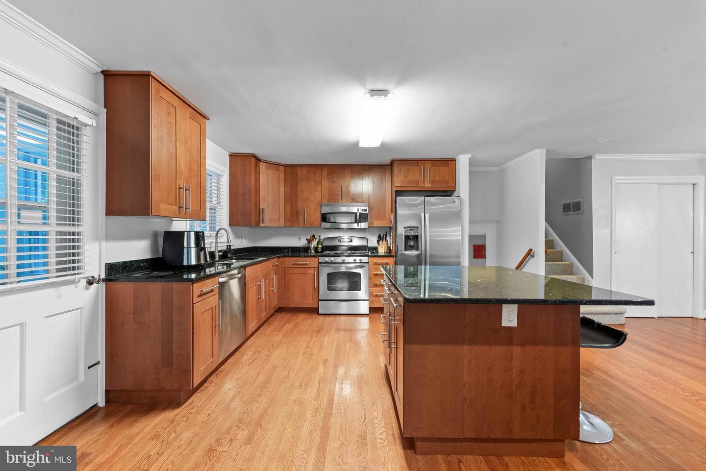 5804 N Charles Street photo 3
