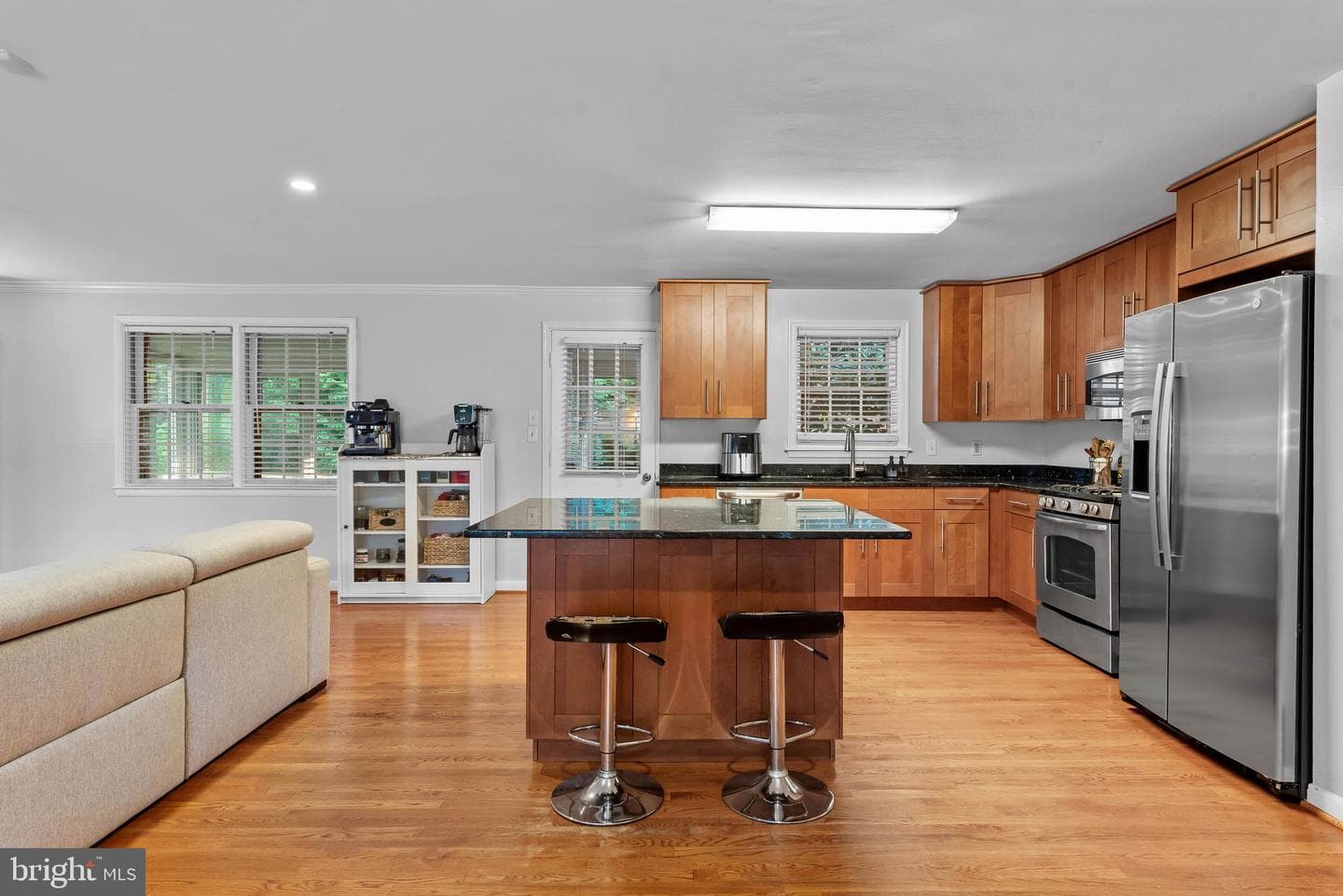 5804 N Charles Street photo 6