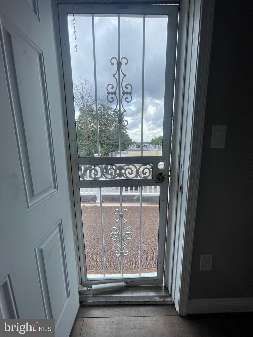 2403 Garrison Boulevard photo 22